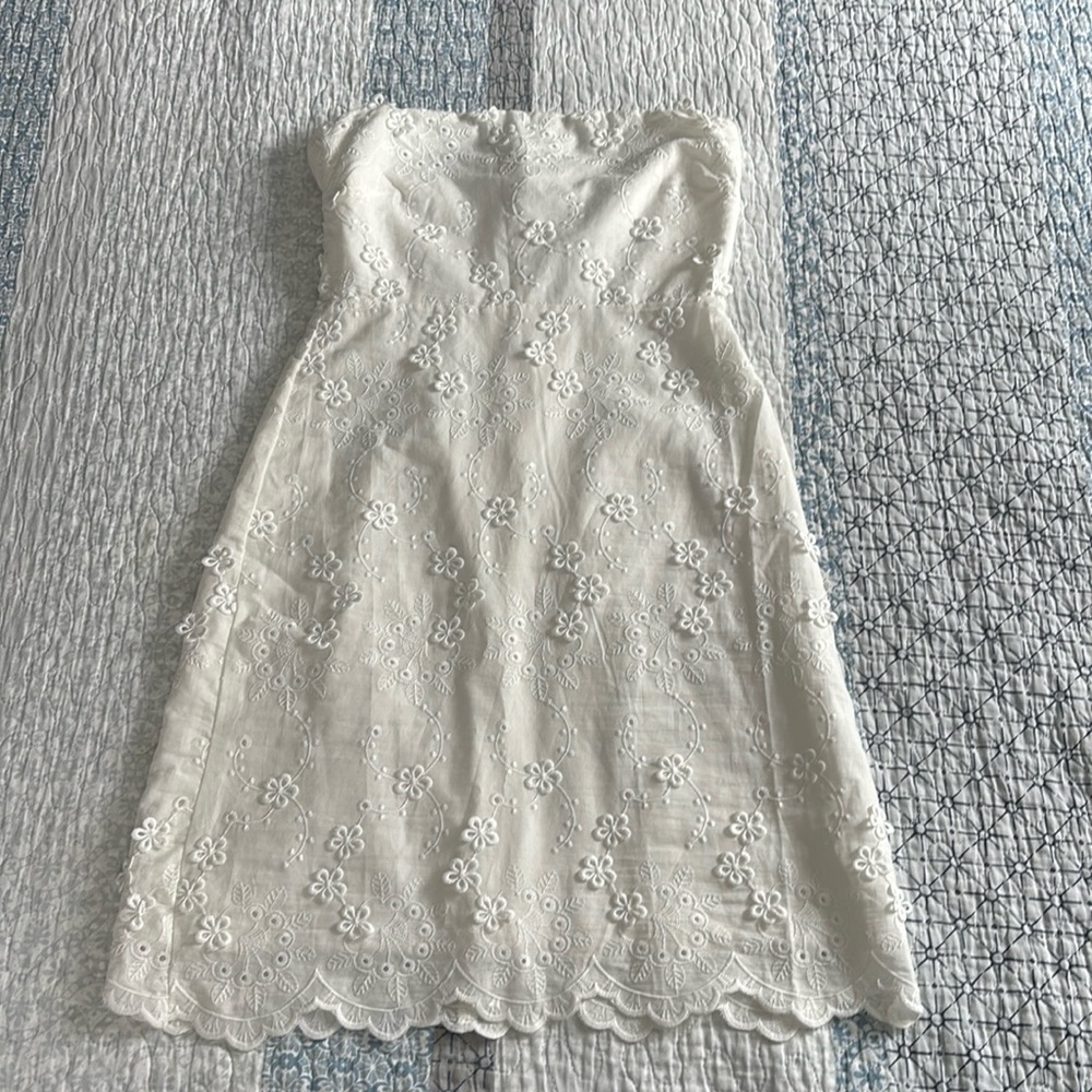 XXS Altar’d state strapless white eyelet mini dress. NWT.